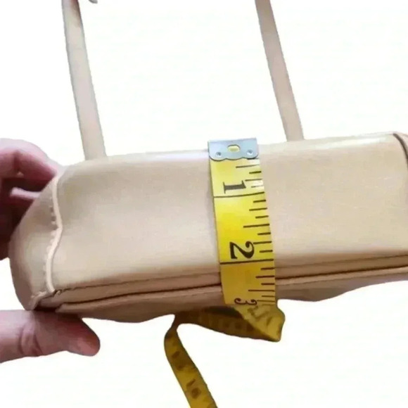 Matt & Nat Moxy Bag Crossbody Purse Adjustable Strap Faux Leather Beige Women - Picture 15 of 16